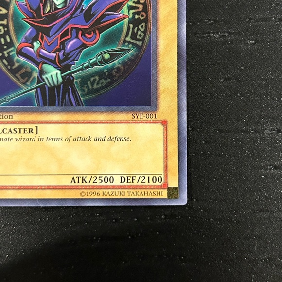 Dark Magician Yu-Gi-Oh! Cards (2). SDY-006 and SYE-001. - Picture 12 of 13